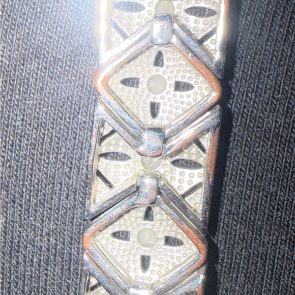 Elegant Silver plated raw/rough diamond Bracelet - Picture 11 of 15